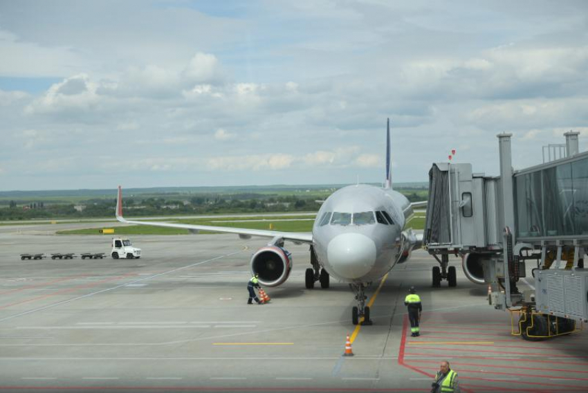 В аэропорту Минеральных Вод 11 рейсов отстали от расписания