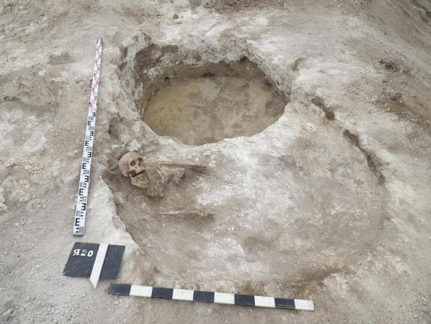 Ставропольские археологи исследуют погребение в «Городище «Энергетик»