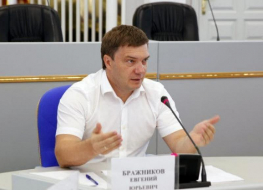Экс-директор фонда капремонта и его подельник получили 3 года колонии за мошенничество на Ставрополье