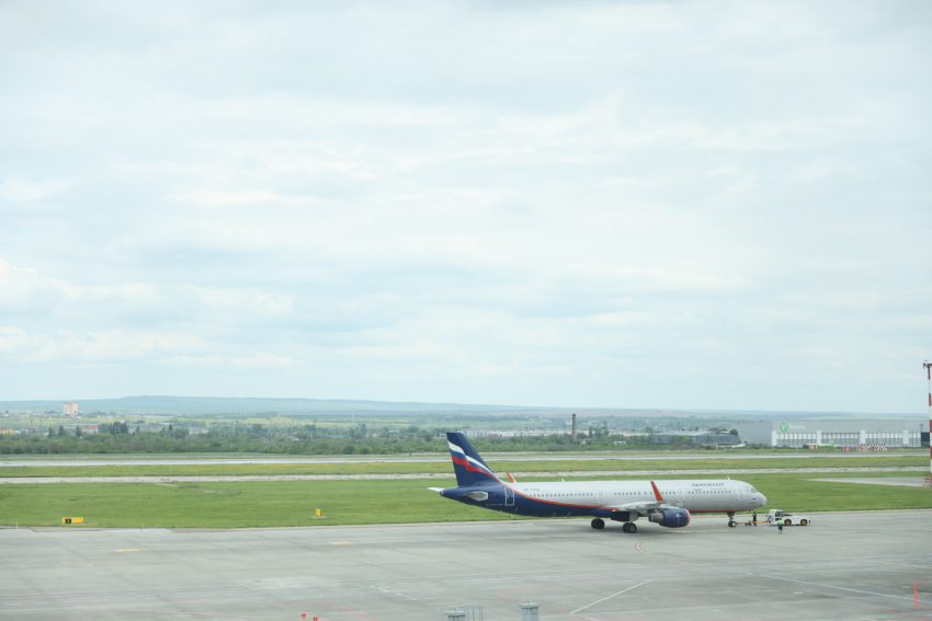 Сигнал бедствия подал самолет летевший из Минвод в Санкт-Петербург, но поводов для паники нет