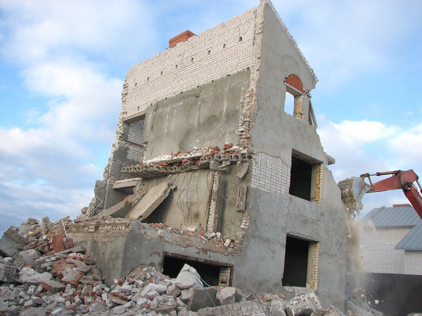 Незаконно построенную многоэтажку в Ставрополе снесут