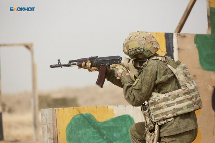 Учения с использованием имитационных боеприпасов проходят в Ставрополе