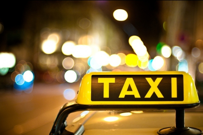 В Труновском районе судебный пристав вызвал такси и поймал неплательщика алиментов