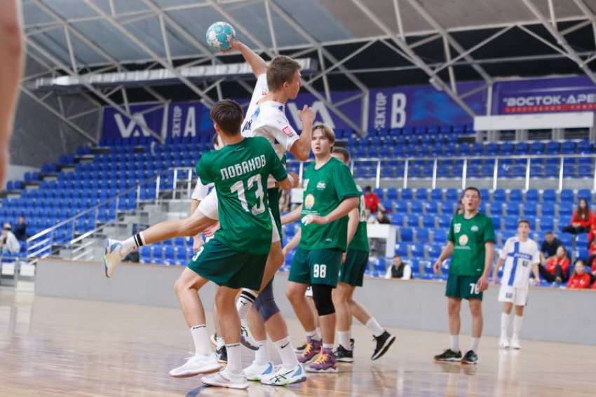 Гандболисты ставропольской команды «Виктор-СУОР» ударно провели волжское турне