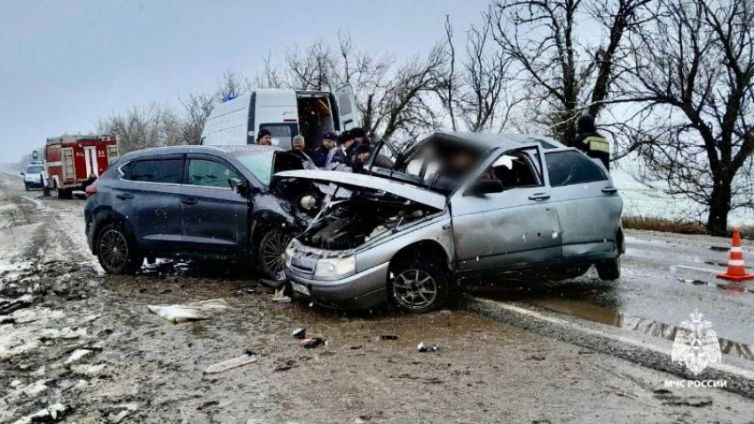 На Ставрополье страшная авария унесла жизнь трех человек 