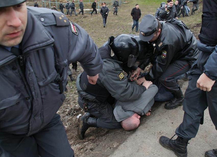 В Андроповском округе задержан подозреваемый в убийстве полицейского в Ставрополе