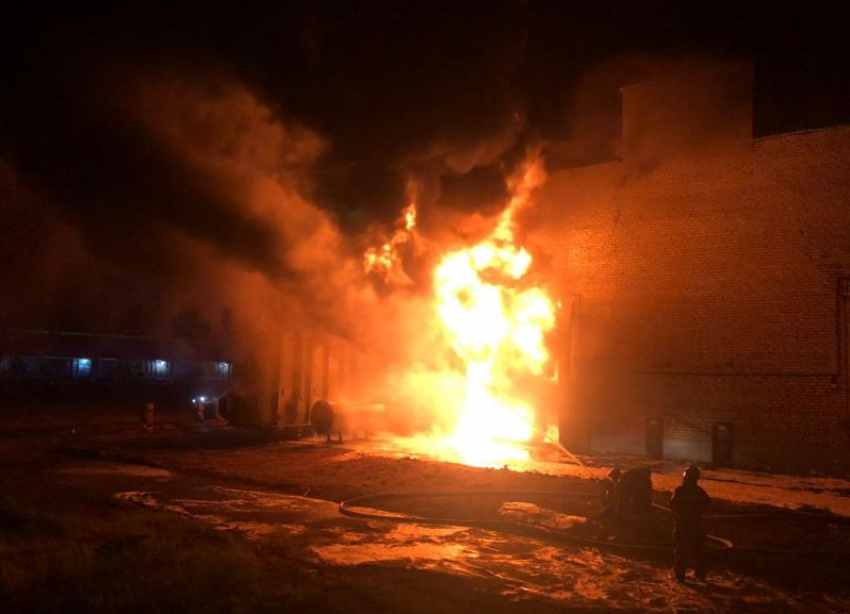 Ночной пожар на «Невинномысском азоте» временно вывел из строя несколько цехов