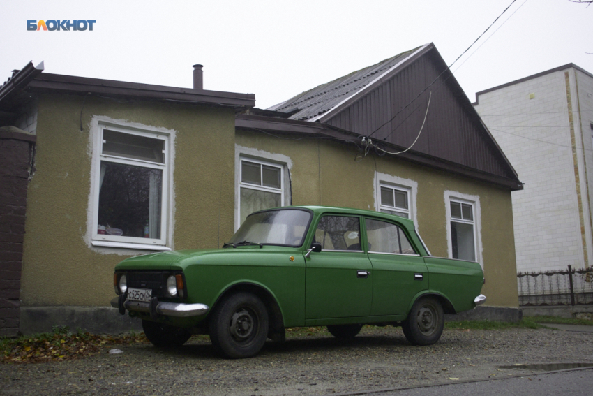 Мужчина сжег угнанную машину во дворе многоэтажки на Ставрополье