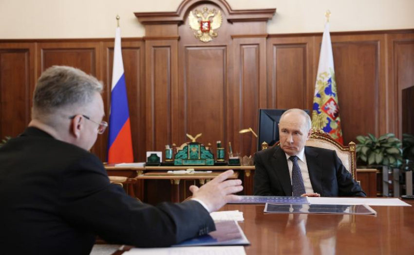 «У нас фактически везде рост»: губернатор Ставрополья доложил Путину о 10 миллионах тонн урожая и умолчал о бензине