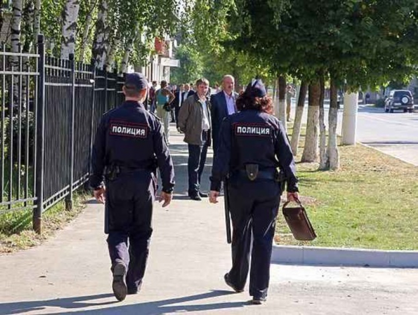 Полицейским Ставрополья запретили ходить в бар по выходным
