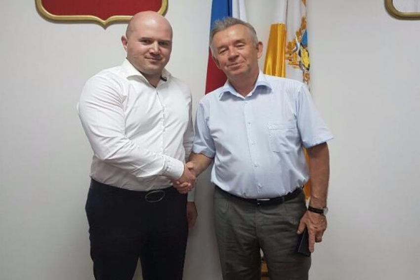 Добились своего: «Коммунисты России» все-таки получат пять баннеров в Ставрополе