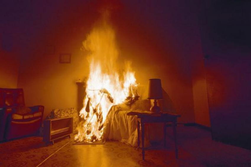 Квартира загорелась на улице Льва Толстого в Ставрополе