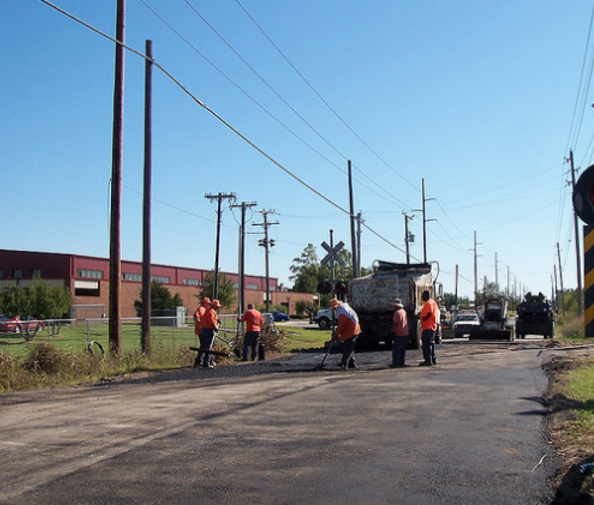 В Ставрополе улицу Космонавтов спустя год полностью открыли для движения транспорта