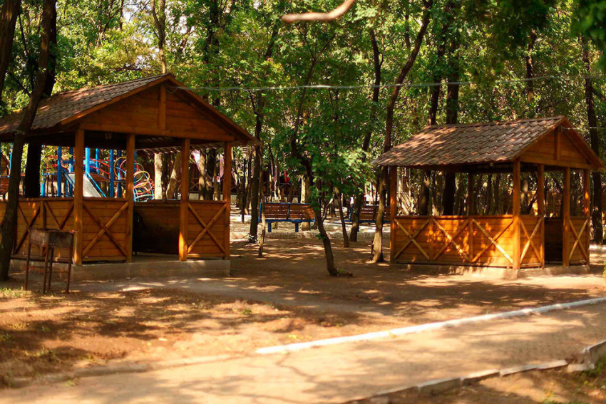 Незаконную базу отдыха возле памятника природы снесут в Пятигорске