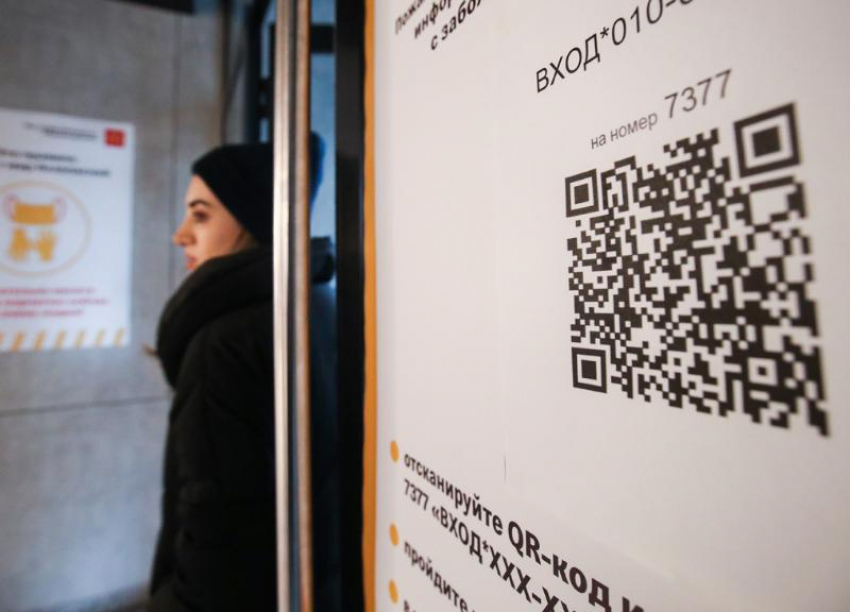 Рейды по ношению масок и использованию QR-кодов проведут в заведениях Ставрополья