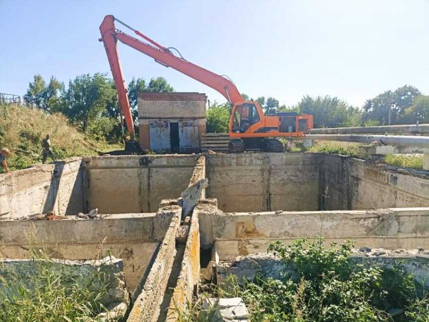 В Новоалександровске впервые за полвека эксплуатации проводится масштабный ремонт очистных сооружений канализации