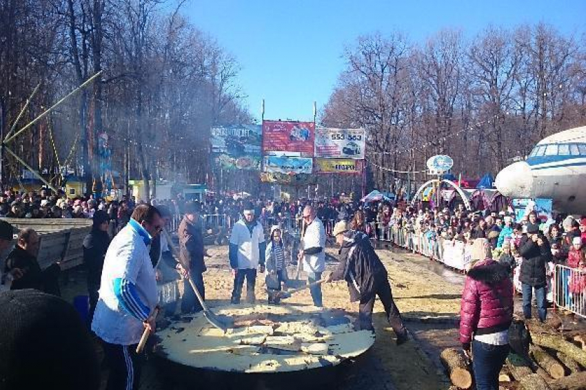 Два огромных блина испекут на Масленицу в Парке Победы Ставрополя