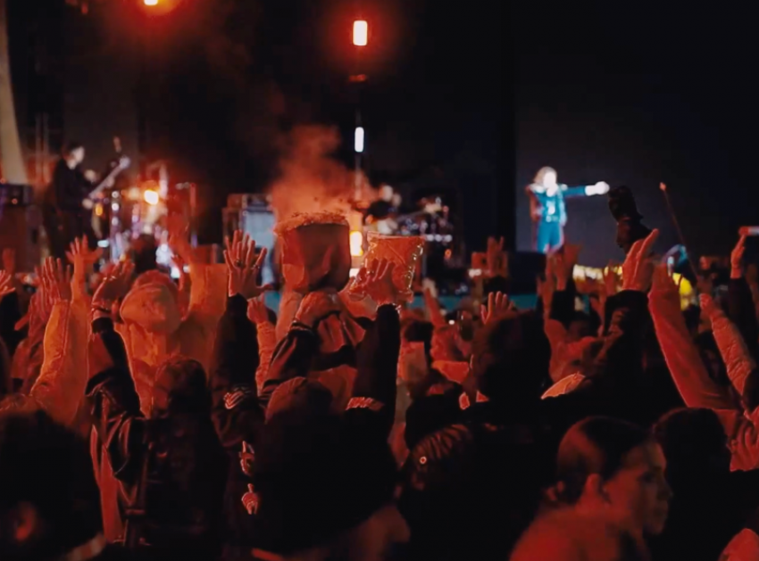 Не жалея ног и времени: как выступление МакSим стало главным приключением Дня города в Ставрополе