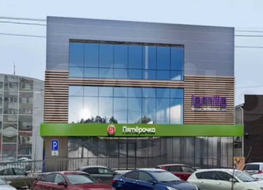 Торговый центр возле Верхнего рынка Ставрополя ищет владельца за 79 миллионов рублей 