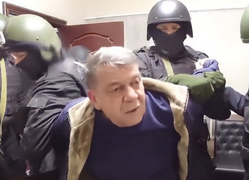 Экс-генерала МВД будут судить за «заказ» убийства в Кисловодске