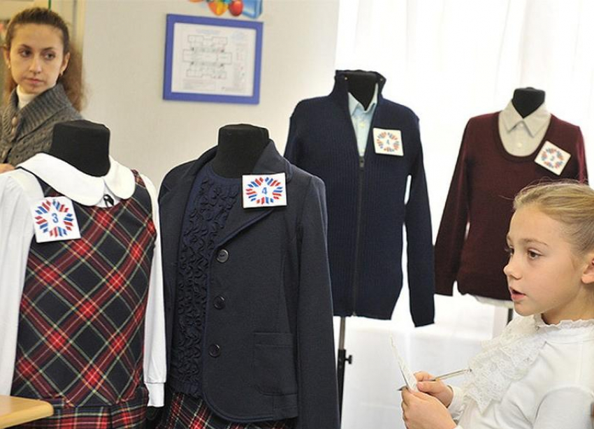 «Школьные» пособия для многодетных семей Ставрополья увеличат до 5 тысяч рублей