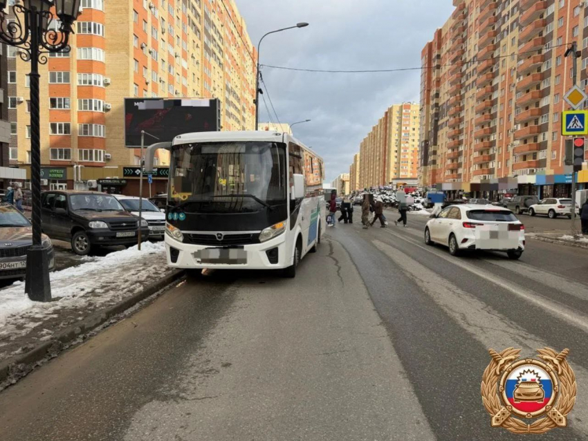 Автобус сбил 11-летнего ребенка на пешеходном переходе в Ставрополе