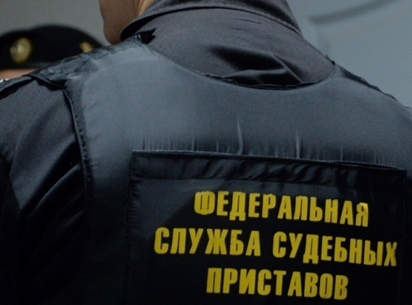 На избившего судебного пристава мужчину завели уголовное дело на Ставрополье 