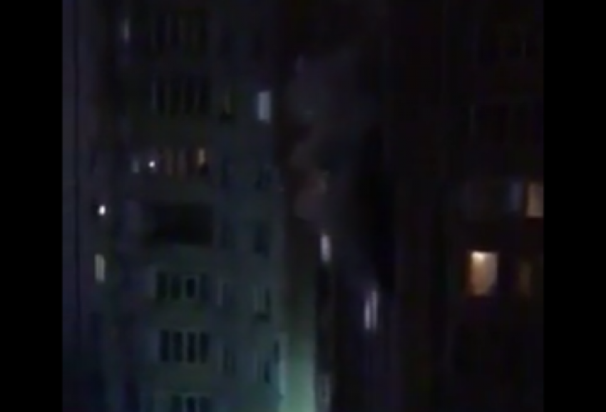 Многоэтажный дом горел в юго-западном районе Ставрополя