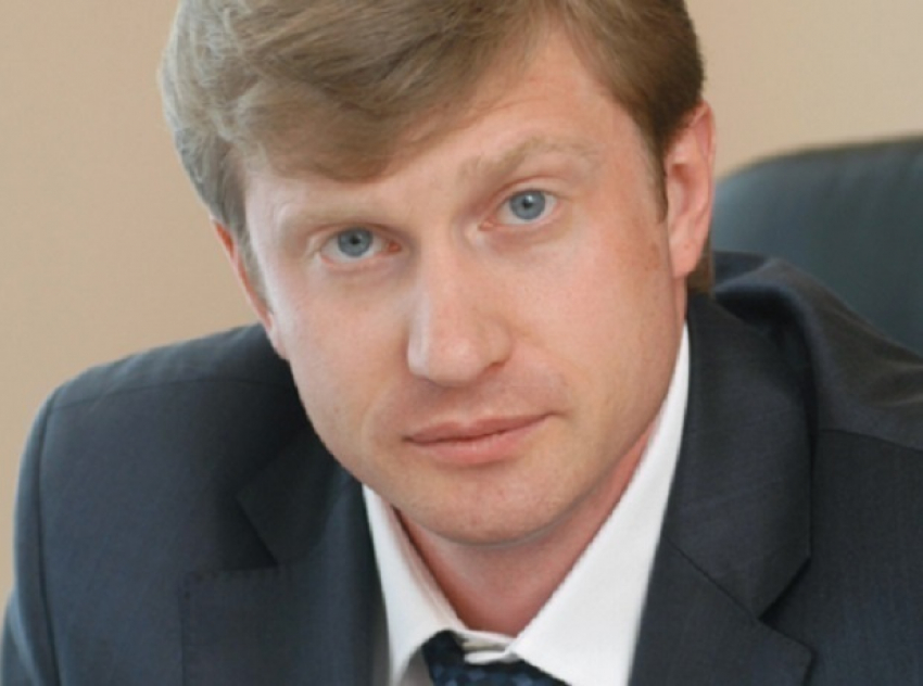 Министра строительства и дорожного хозяйства Ставропольского края взяли под домашний арест