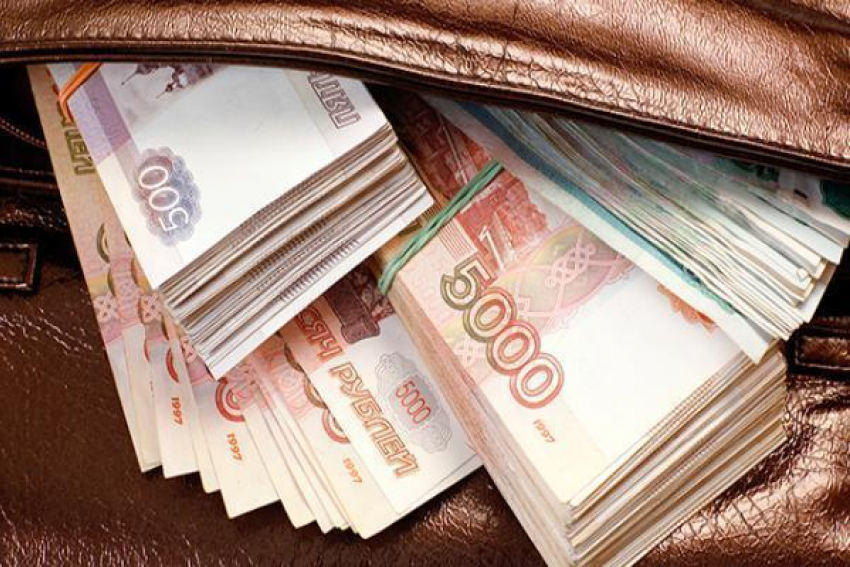 За взятку в 2 млн рублей будут судить сотрудника налоговой на Ставрополье
