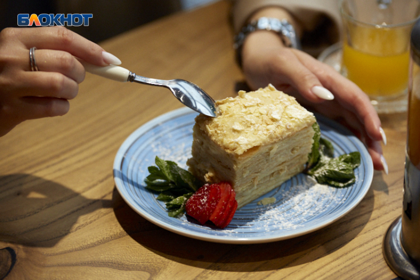 Почти 530 миллиардов рублей оставили в магазинах и кафе жители Ставрополя за 11 месяцев