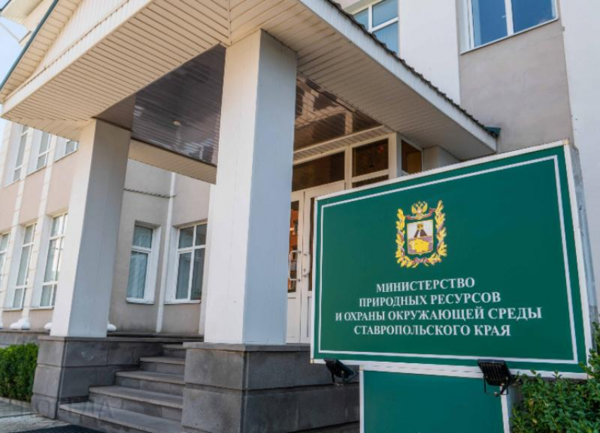 Обыски по делу об уничтожении почвы на 48 миллиардов провели в двух ведомствах Ставрополья