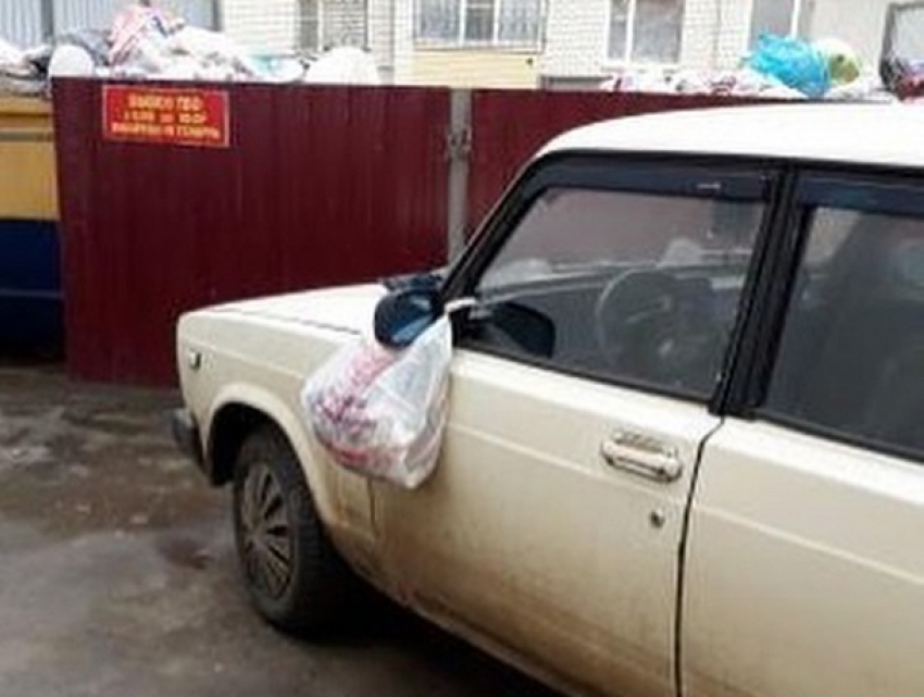 Класть пакеты с мусором на машины автохамов призвали коммунальщики Ставрополя