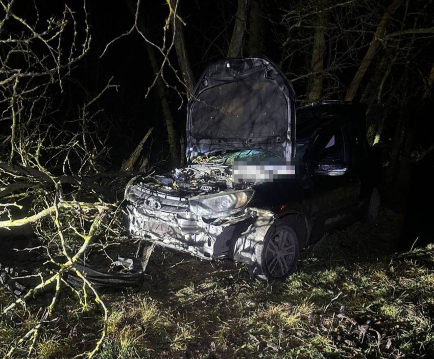 Водитель погибла, а ребенок попал в больницу после жесткого ДТП на Ставрополье