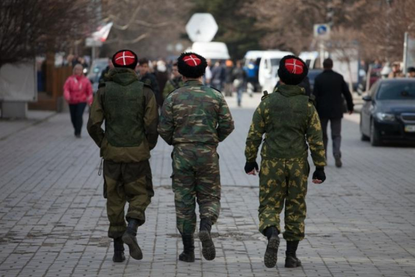 Казаки, полиция и руководители министерств патрулируют улицы Ставрополья