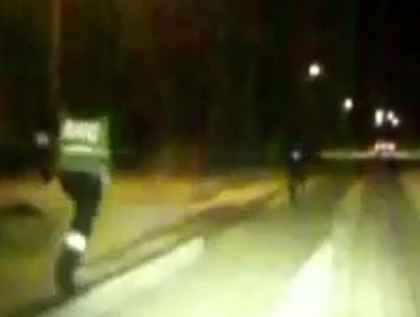 Захватывающая погоня полицейских за нарушителем попала на видео в Ставропольском крае