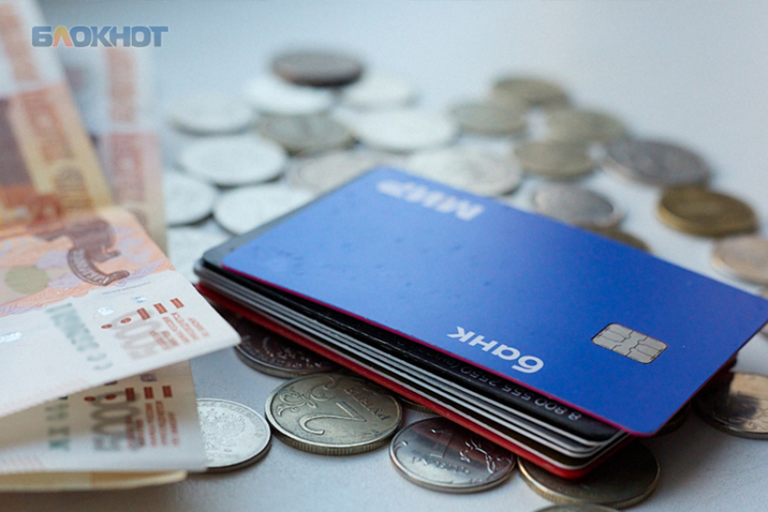 Доллары, евро и рубли пытался незаконно вывезти из страны ставропольчанин через аэропорт Минвод