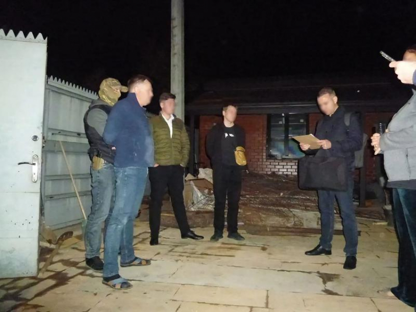 Замруководителя ставропольского Россельхознадзора попался на взятке в З миллиона рублей