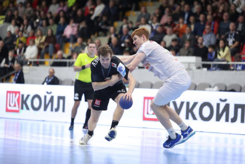 «Могли выиграть, но чудо-гол…»: «Виктор» в Буденновске поделил гандбольные очки со «СКА-Минск» 