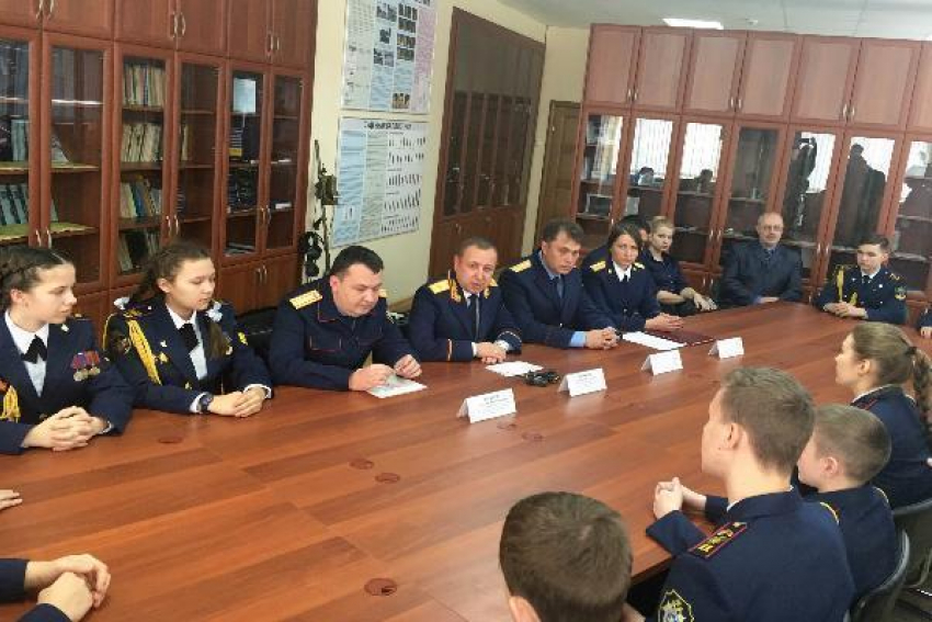 Московские кадеты побывали в гостях у следователей на Ставрополье