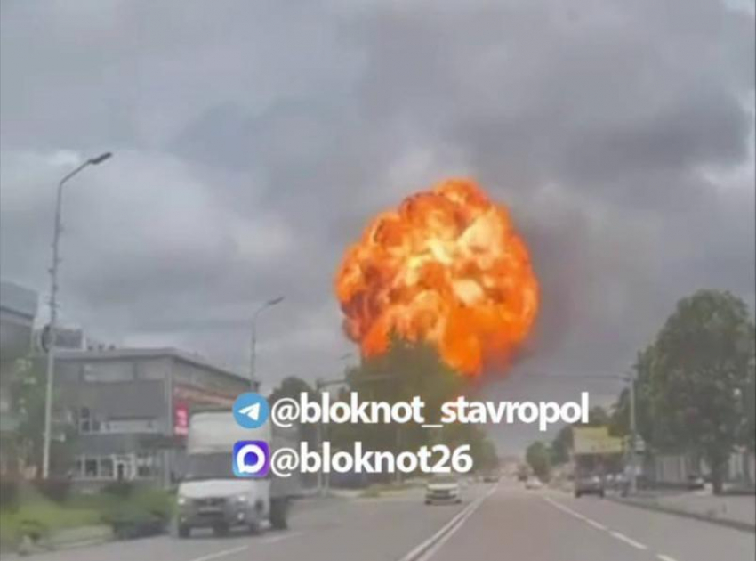 Взрыв на заправке при разгрузке газовоза произошел в Пятигорске: есть пострадавшие