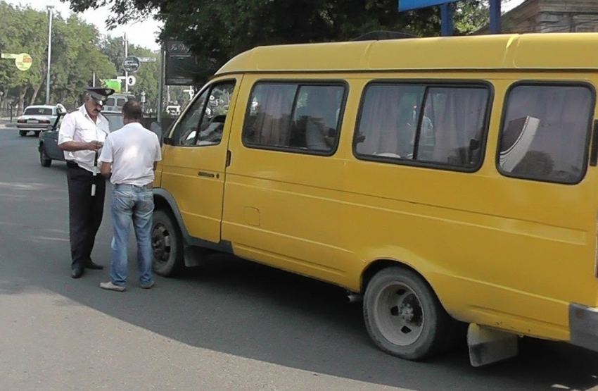 На Ставрополье полицейские задержали пьяного водителя маршрутки