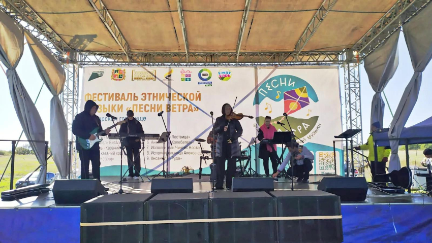 Шашки, арапник и 10-метровый змей появятся на фестивале «Песни ветра» за 3,1 миллиона в Ставрополе