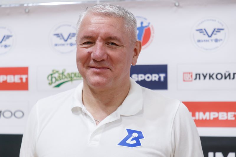 Владислав Калараш