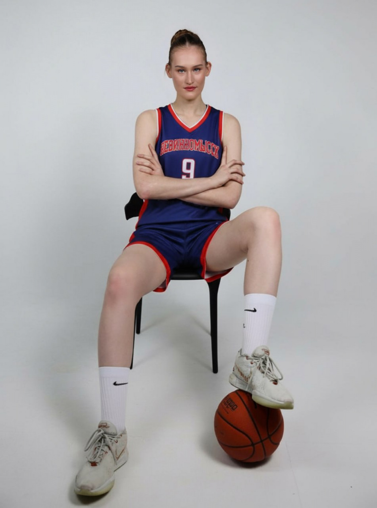 Карина Белозерова