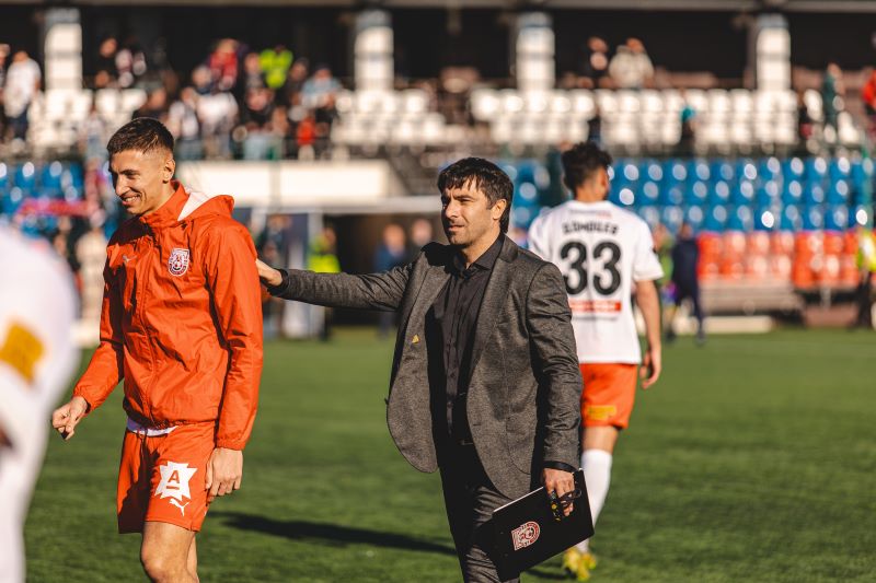 Артур Садиров