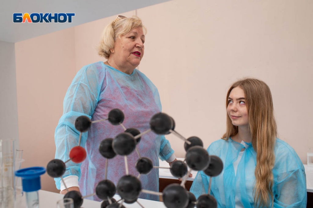 лекция в Международный открытый колледж современного управления 