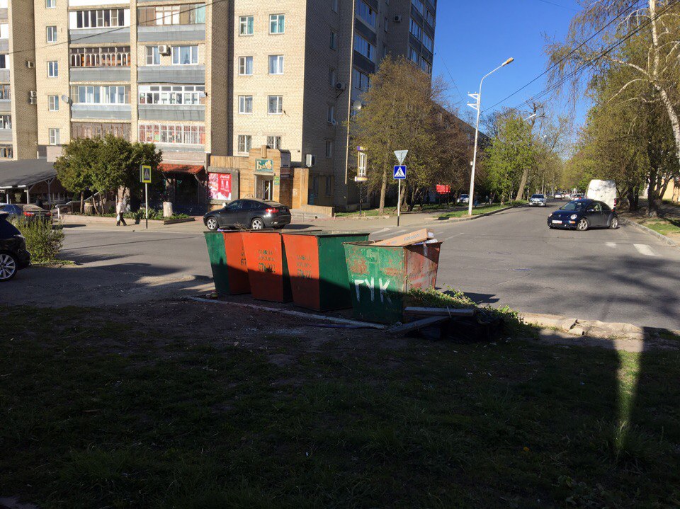Блеск и нищета Блеск и нищета